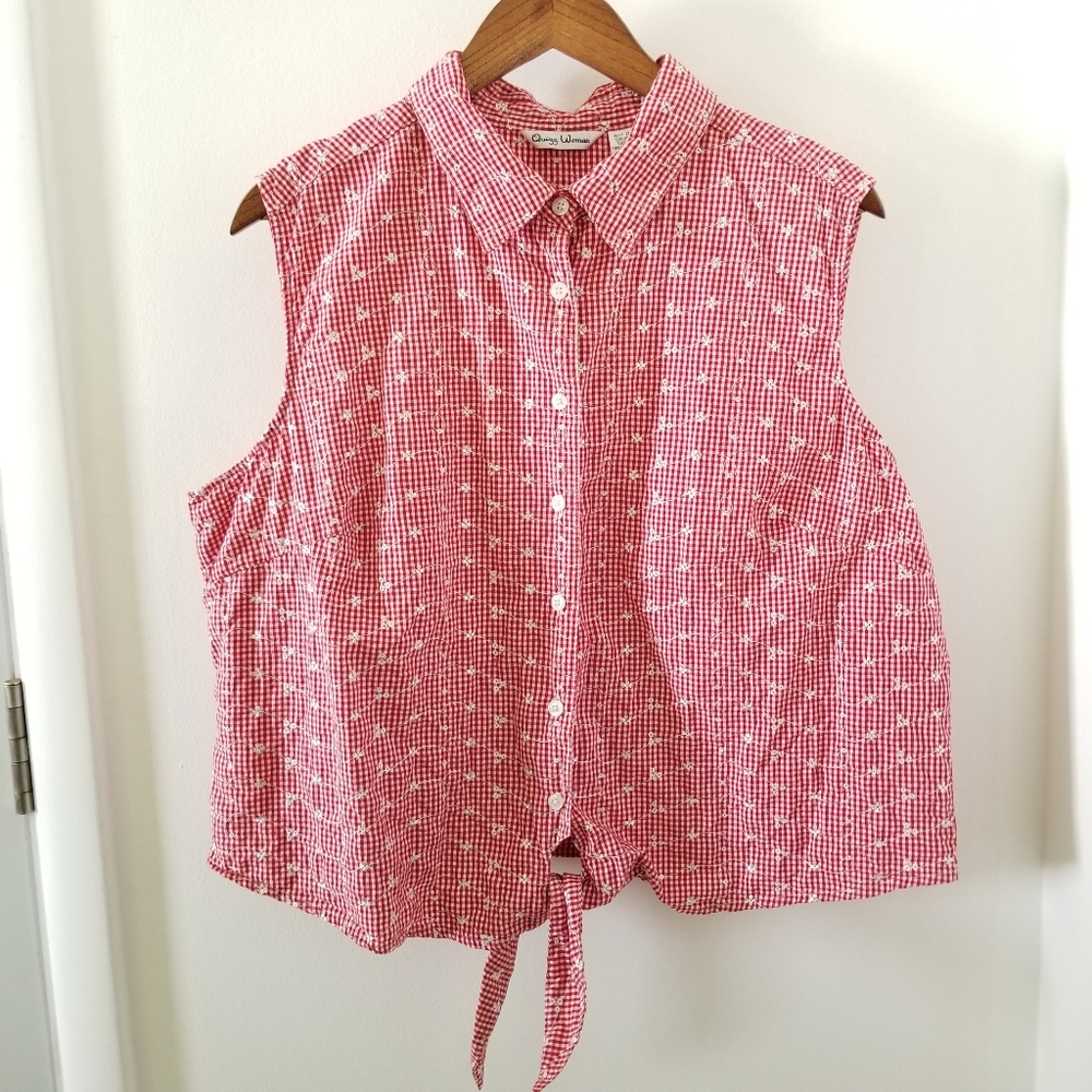 Sleeveless Gingham Tie-Front Tank - Red